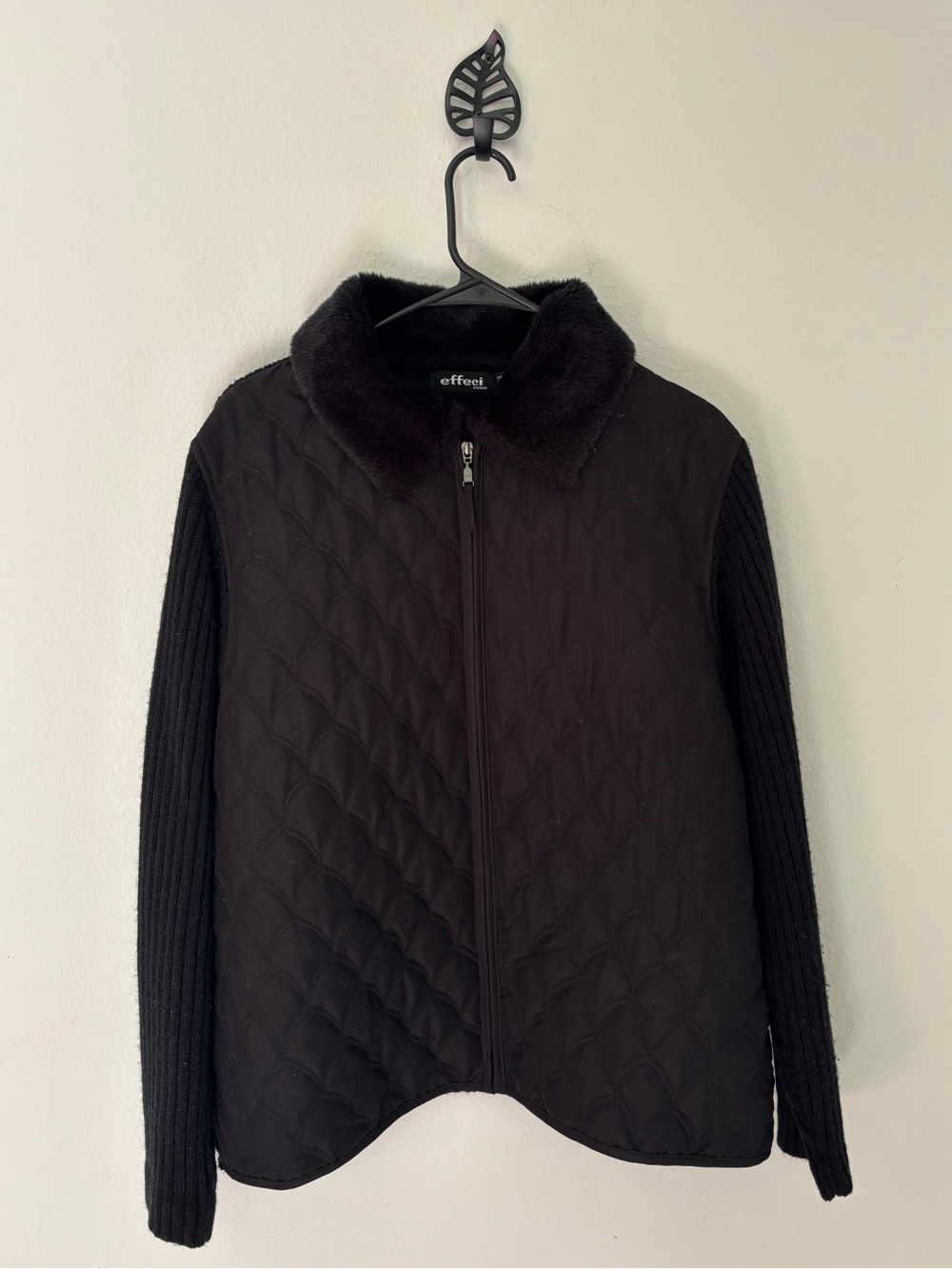 Effeci Woman Black Quilted Zip Jacket Faux Fur Collar Knit Sleeves 2X